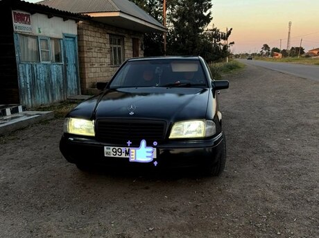Mercedes C 180