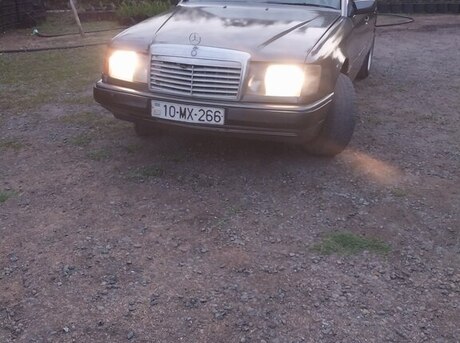 Mercedes E 300 d 1992