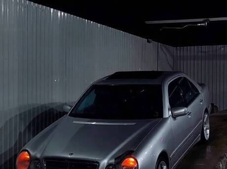 Mercedes E 320 2000
