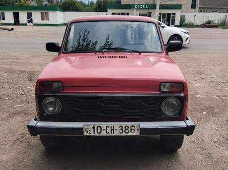 LADA (VAZ) Niva 1996