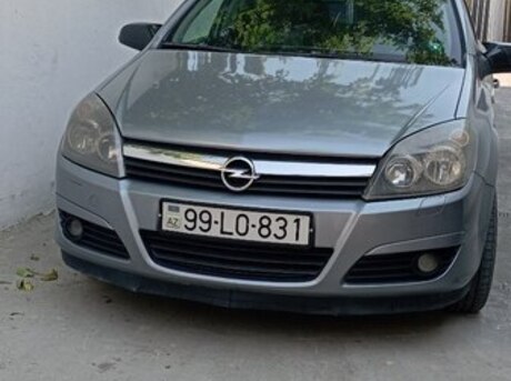Opel Astra 2005