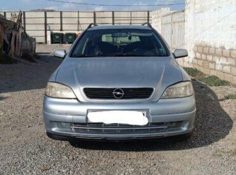 Opel Astra 2000
