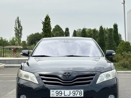 Toyota Camry 2010