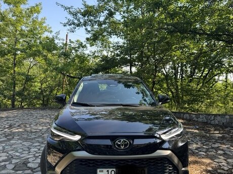 Toyota  2025