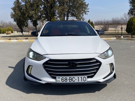 Hyundai Elantra 2018