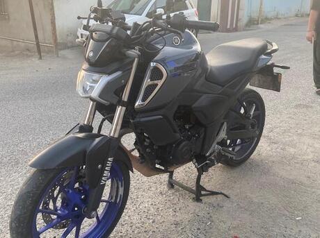 Yamaha FZ-S FI Deluxe 2024