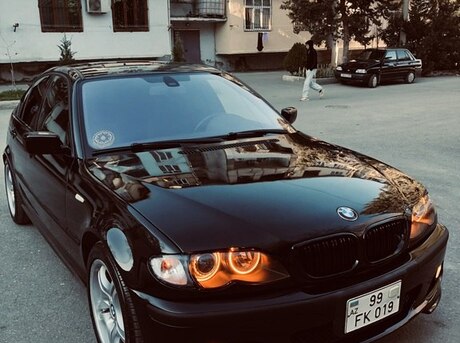 BMW 320 2004