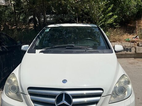 Mercedes B 180 2009