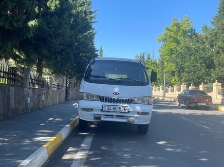 Kia Pregio 2000