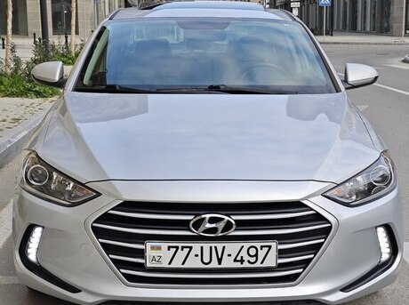 Hyundai Elantra 2018