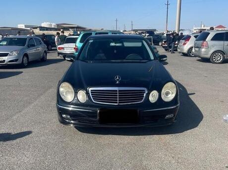 Mercedes E 240 2004
