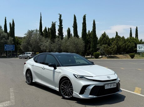 Toyota Camry 2024