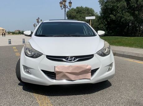 Hyundai Elantra 2011