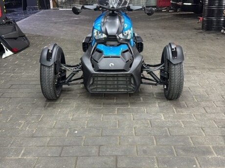 Can-Am Spyder ST