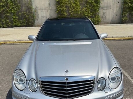 Mercedes E 240 2002