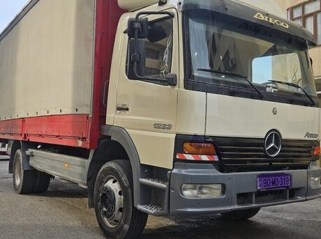Mercedes Atego 1223