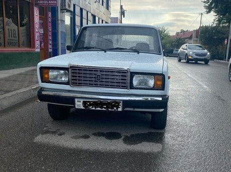 LADA (VAZ) 2107