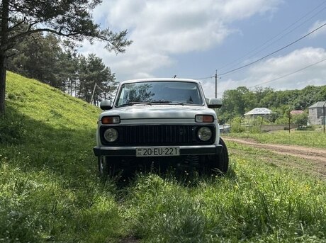 LADA (VAZ) Niva