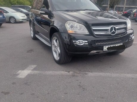 Mercedes GL 550