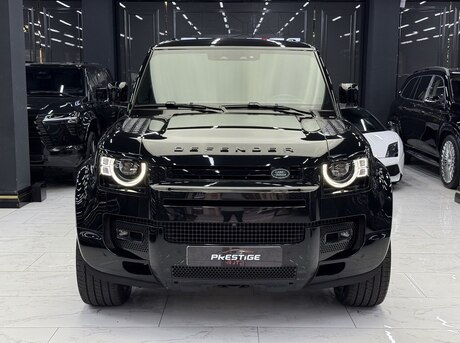 Land Rover Defender 2023