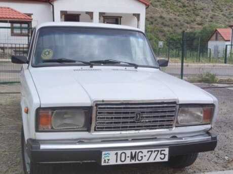 LADA (VAZ) 2107