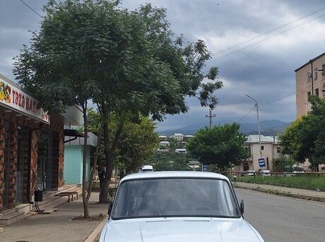 LADA (VAZ) 2107 2009