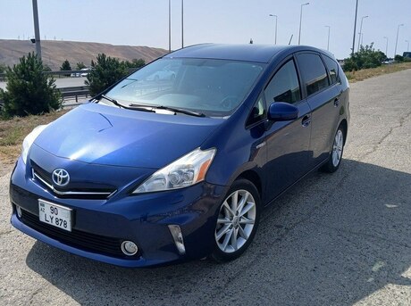 Toyota Prius V 2013