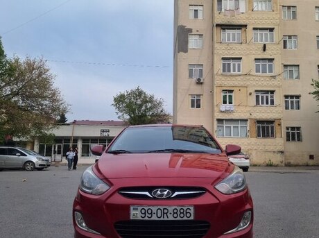 Hyundai Accent 2011