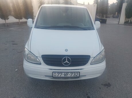 Mercedes Vito 111