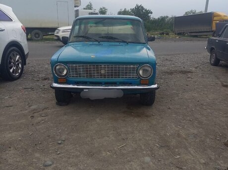 LADA (VAZ) 21011 1983