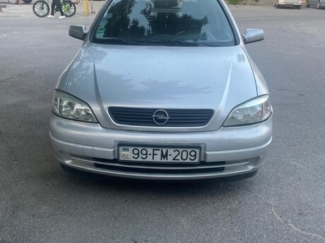Opel Astra 2000