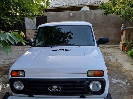 LADA (VAZ) Niva