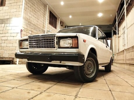 LADA (VAZ) 2107
