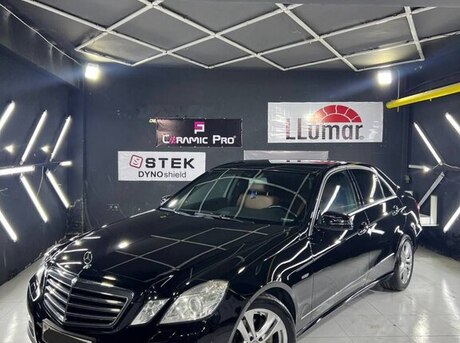 Mercedes E 200