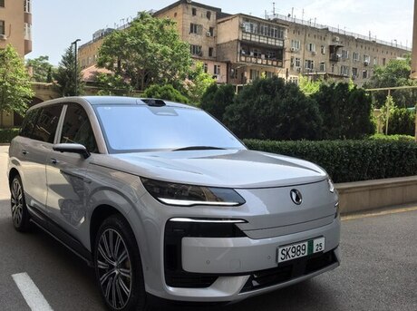 Denza N9