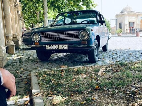 LADA (VAZ) 21011