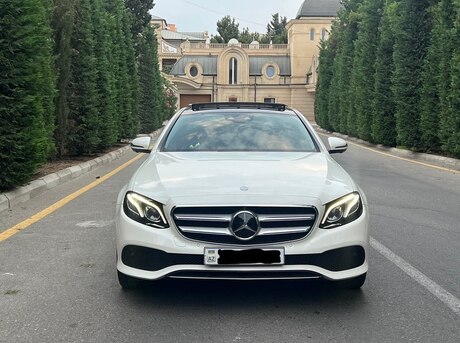 Mercedes E 220 d 4MATIC 2016