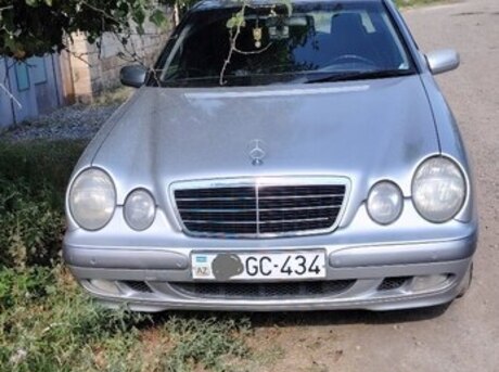 Mercedes E 240 2000