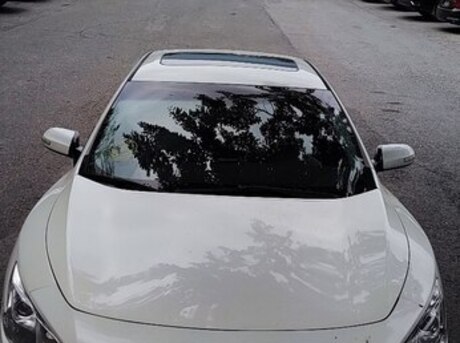 Nissan Maxima