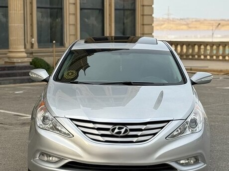 Hyundai Sonata 2010