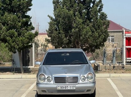 Mercedes E 240 1998