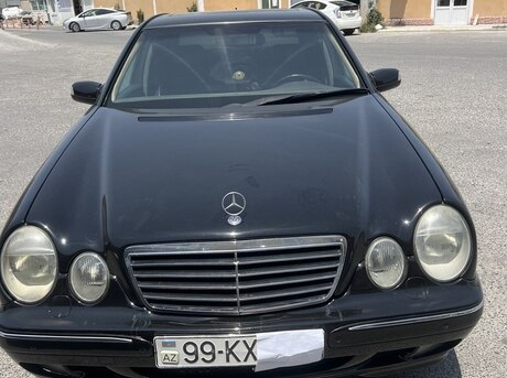 Mercedes E 270