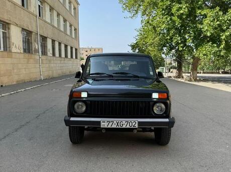 LADA (VAZ) Niva 2015