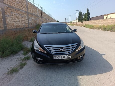 Hyundai Sonata 2011