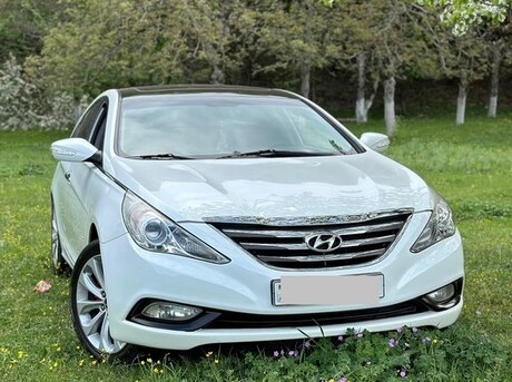 Hyundai Sonata 2011