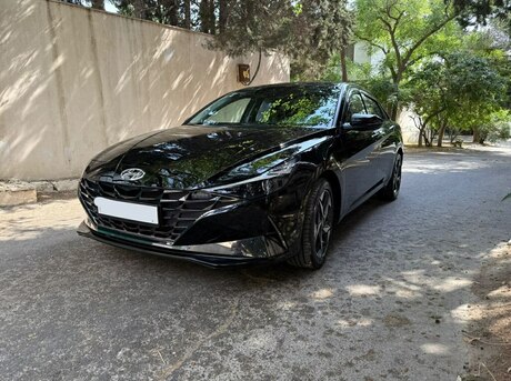 Hyundai Elantra 2021