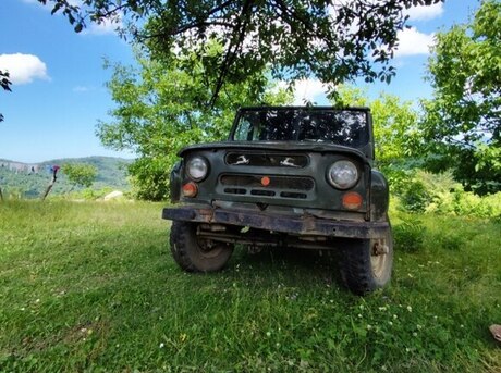 UAZ 469