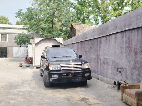 Toyota Land Cruiser 2000