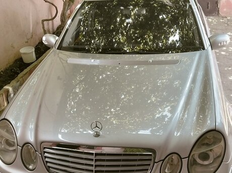 Mercedes E 220 d 2005