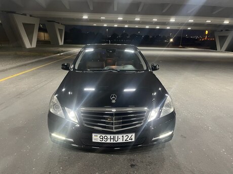 Mercedes E 220